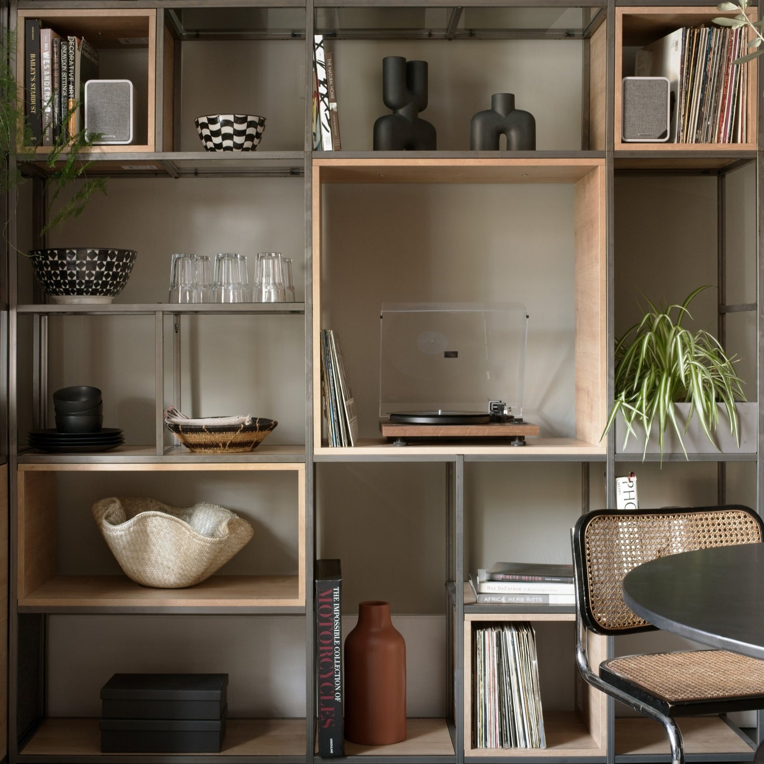 Organising A Bookshelf - Our Top 8 Tips For Aesthetic Excellence